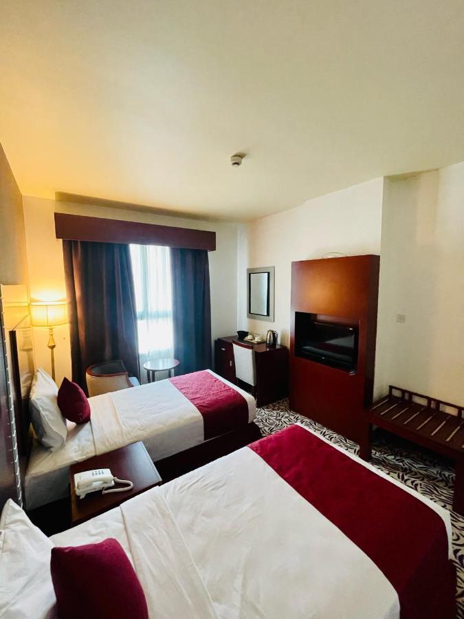 Mra Grand Hotel Dubai Esterno foto