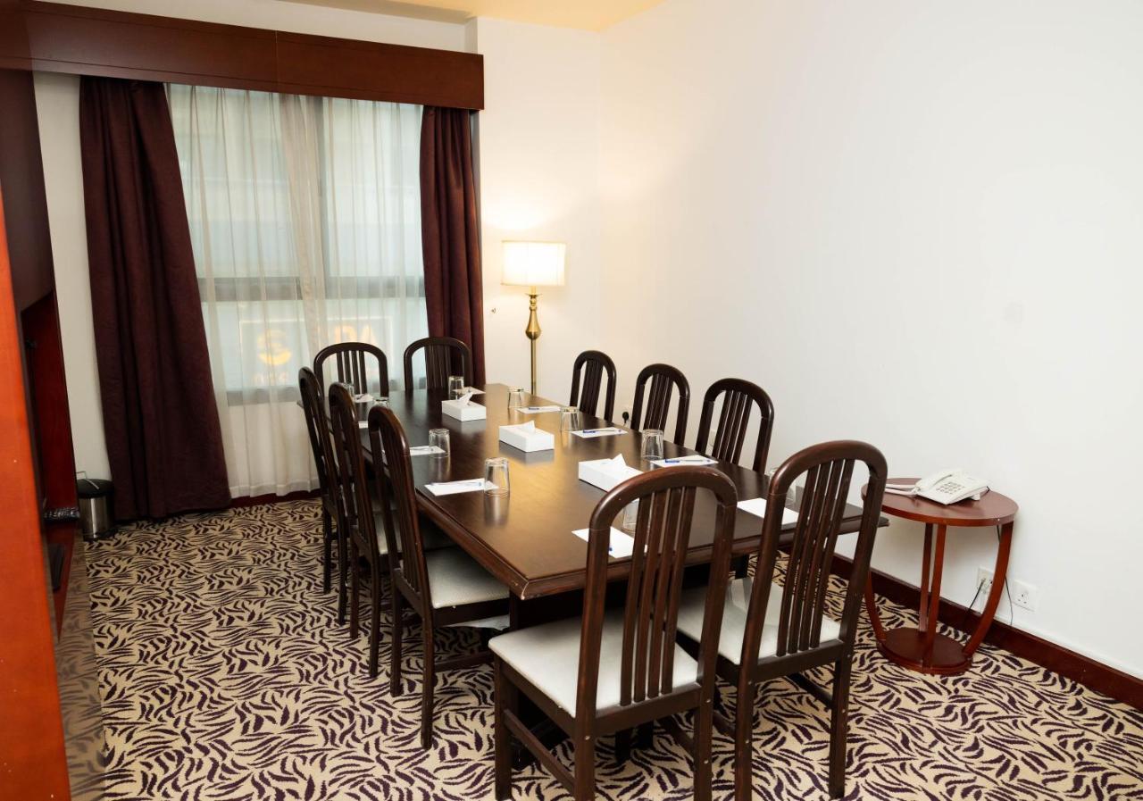 Mra Grand Hotel Dubai Esterno foto