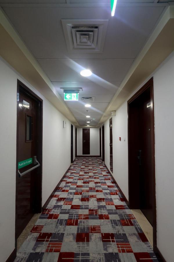 Mra Grand Hotel Dubai Esterno foto
